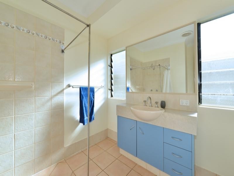 17 BIRDWING ST, Port Douglas QLD 4877