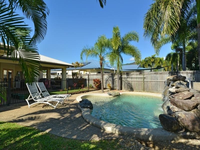 17 BIRDWING ST, Port Douglas QLD 4877