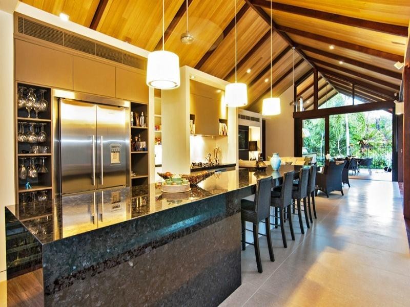 5 BEACHFRONT MIRAGE, Port Douglas QLD 4877