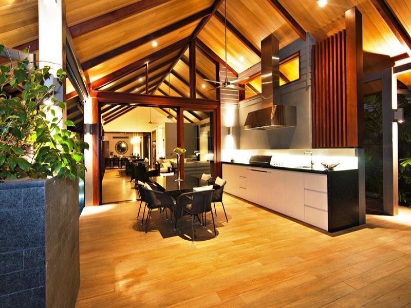 5 BEACHFRONT MIRAGE, Port Douglas QLD 4877