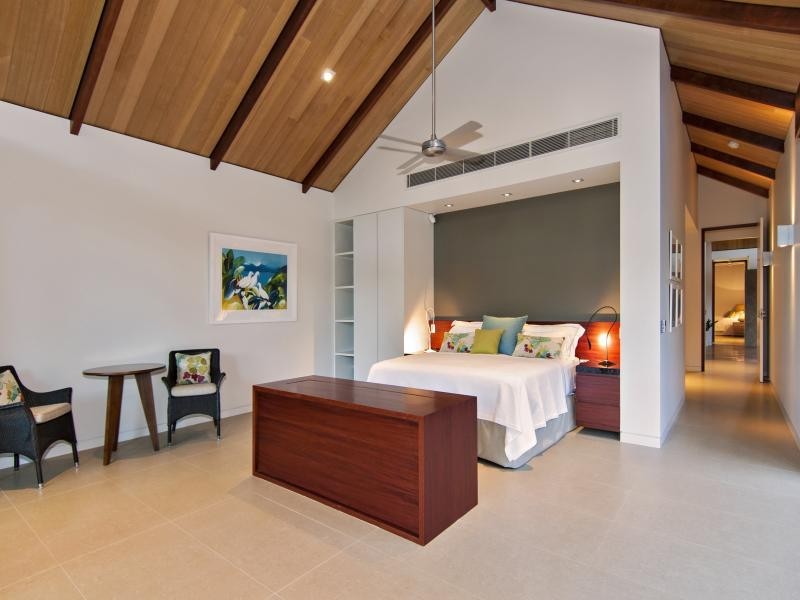 5 BEACHFRONT MIRAGE, Port Douglas QLD 4877