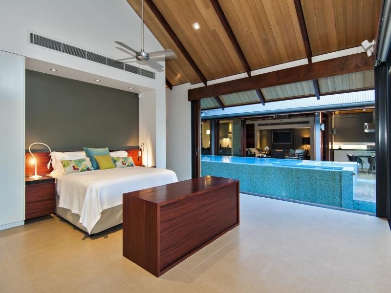 5 BEACHFRONT MIRAGE, Port Douglas QLD 4877