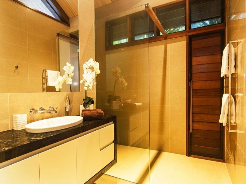 5 BEACHFRONT MIRAGE, Port Douglas QLD 4877