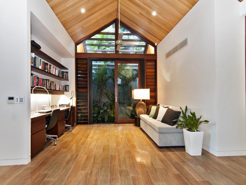 5 BEACHFRONT MIRAGE, Port Douglas QLD 4877