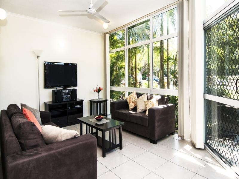 2/119  DAVIDSON ST (TROPICAL NITES), Port Douglas QLD 4877