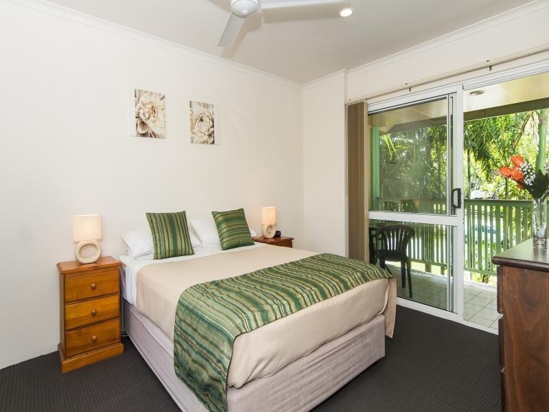 2/119  DAVIDSON ST (TROPICAL NITES), Port Douglas QLD 4877