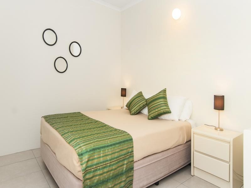 2/119  DAVIDSON ST (TROPICAL NITES), Port Douglas QLD 4877