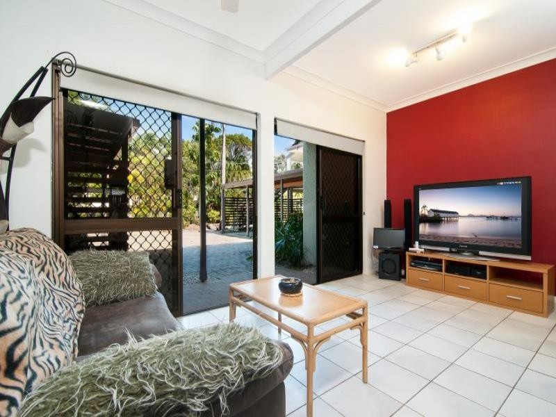8/5 Tropic Court, Port Douglas QLD 4877