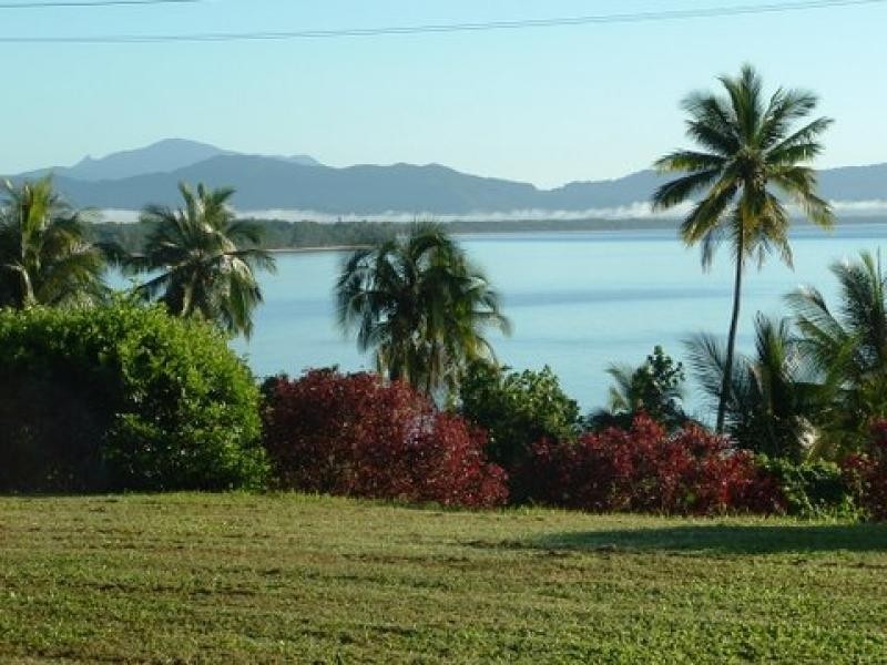 1299 Mossman-Daintree Rd, Rocky Point QLD 4873