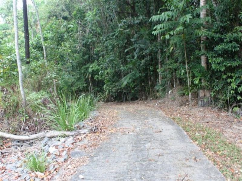 2-3 Santacatterina Rd, Miallo QLD 4873