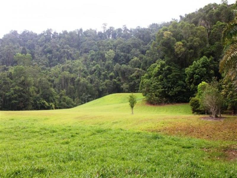 2-3 Santacatterina Rd, Miallo QLD 4873