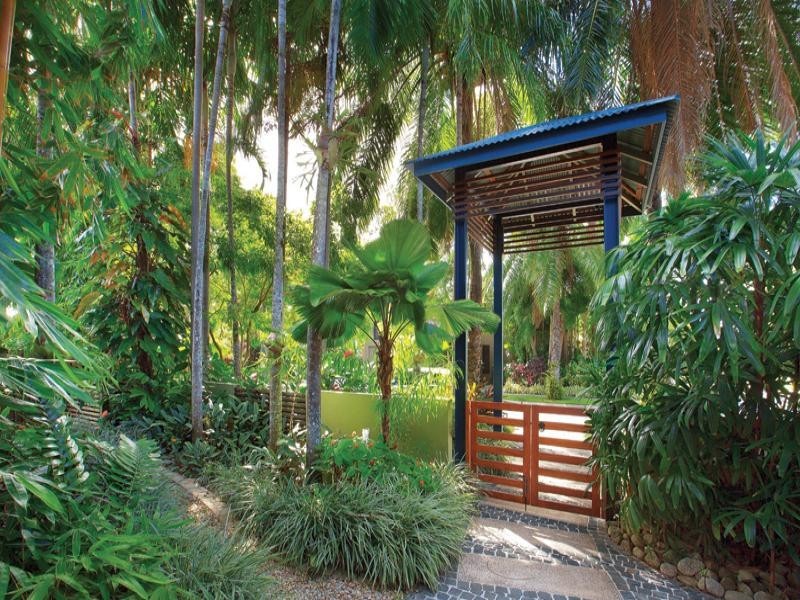 3 BEACHFRONT MIRAGE, Port Douglas QLD 4877