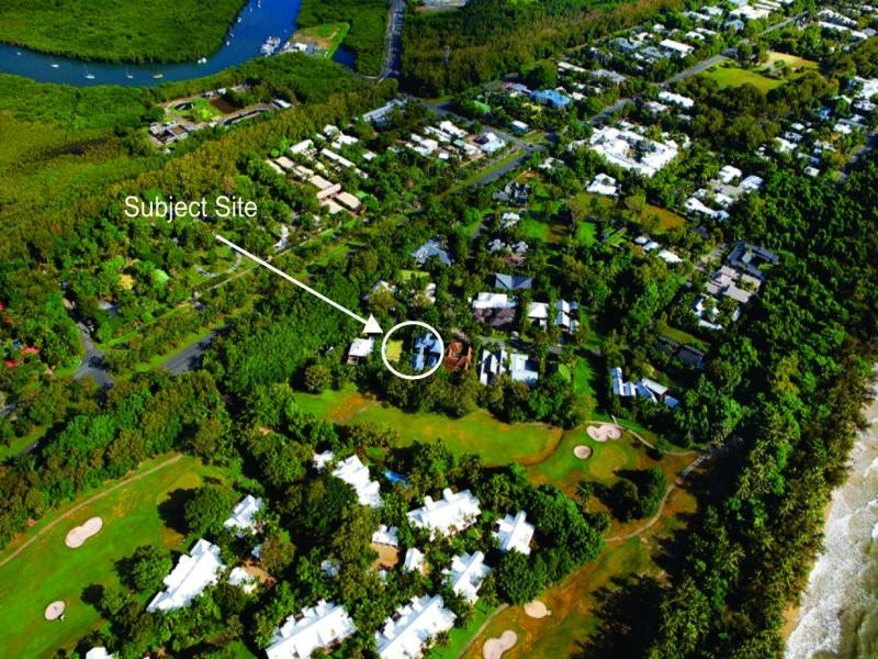3 BEACHFRONT MIRAGE, Port Douglas QLD 4877