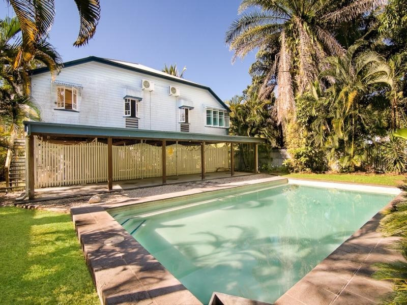 1 Cyrill Cl, Newell QLD 4873