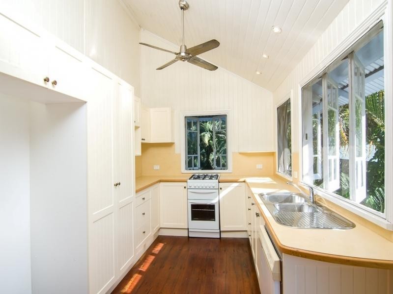 1 Cyrill Cl, Newell QLD 4873