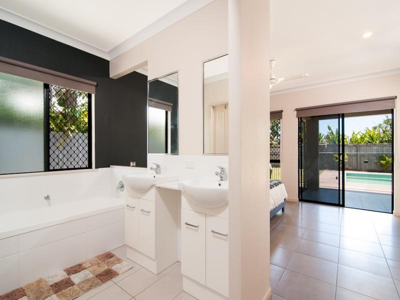 32 Jacana Close, Port Douglas QLD 4877