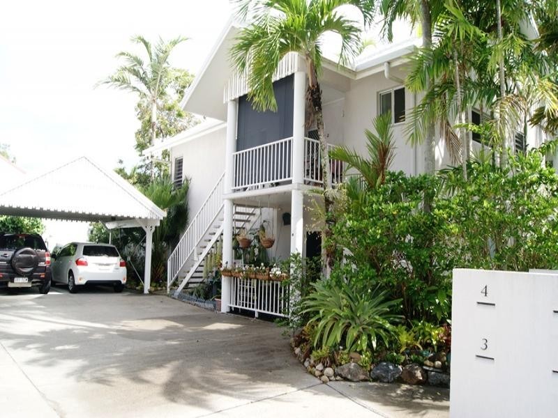 2/1 PECTEN AVENUE, Port Douglas QLD 4877