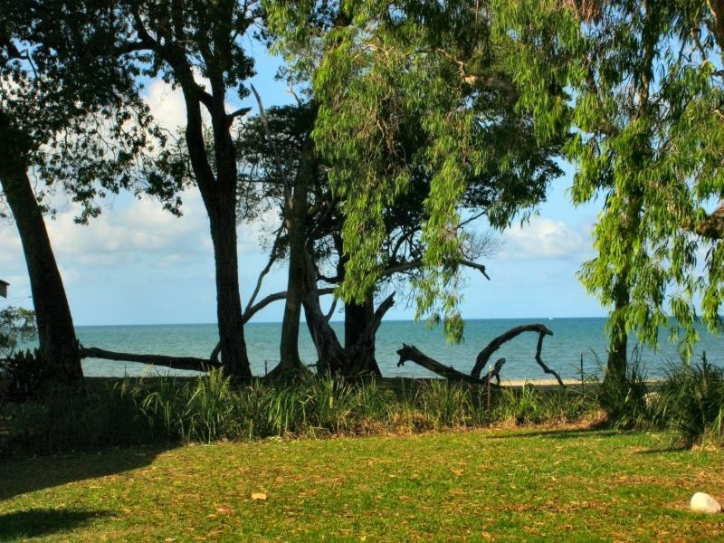 12 Helmet St, Port Douglas QLD 4877