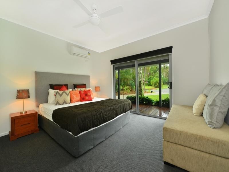 19 Langley Rd, Port Douglas QLD 4877