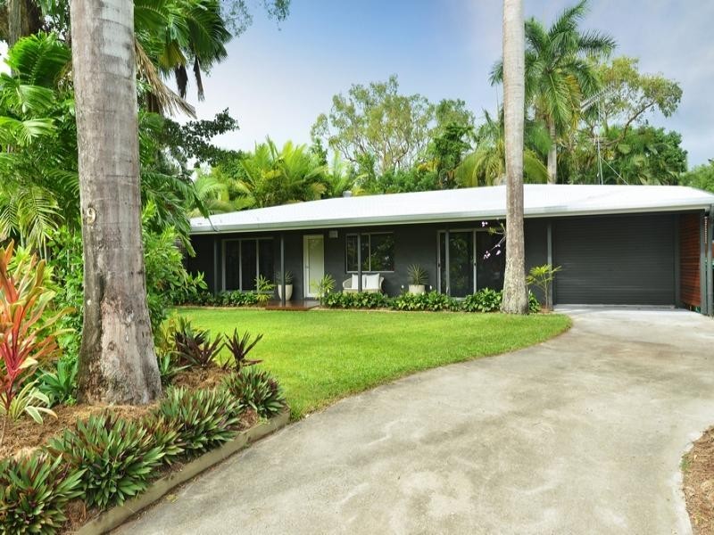 19 Langley Rd, Port Douglas QLD 4877