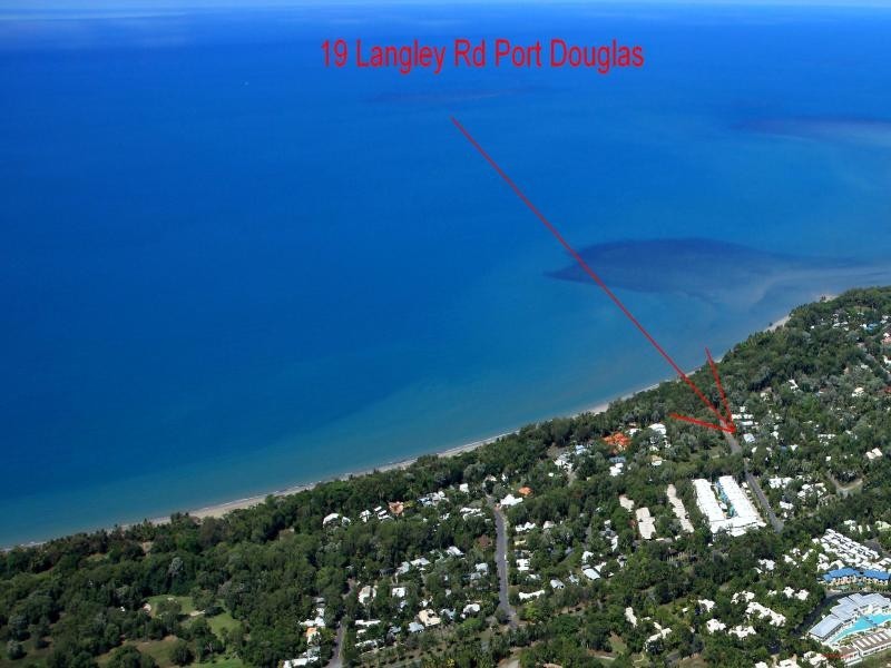 19 Langley Rd, Port Douglas QLD 4877