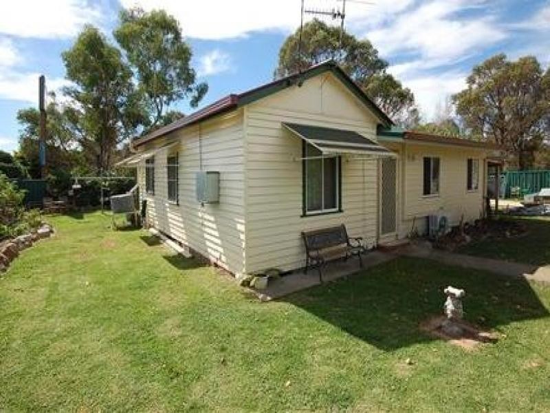 39a Waterfall Way, Armidale NSW 2350