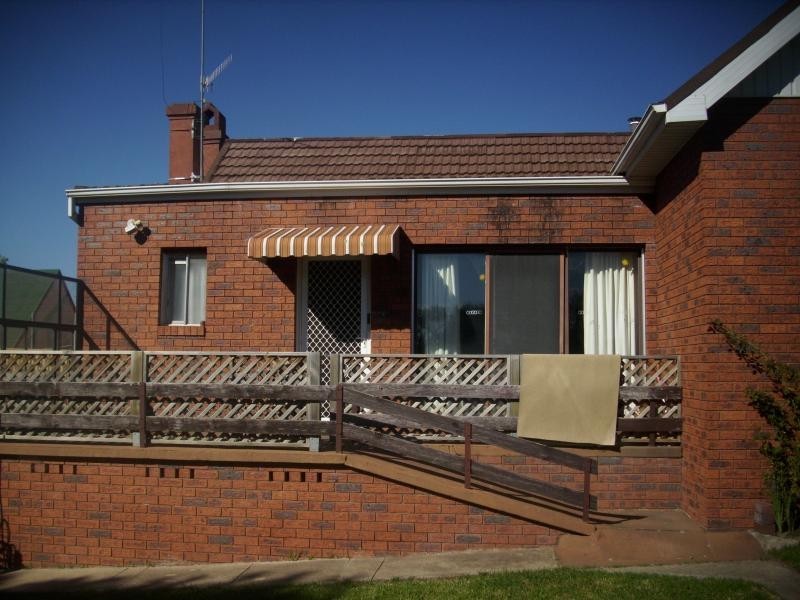 2  Bligh Avenue, Uralla NSW 2358