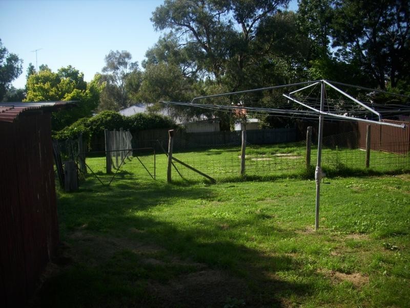 2  Bligh Avenue, Uralla NSW 2358