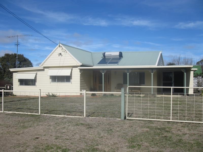 19 Swilks Road, Uralla NSW 2358