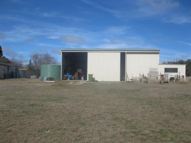 19 Swilks Road, Uralla NSW 2358