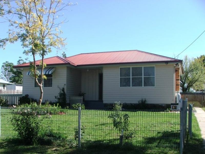 16 Jones Avenue, Armidale NSW 2350