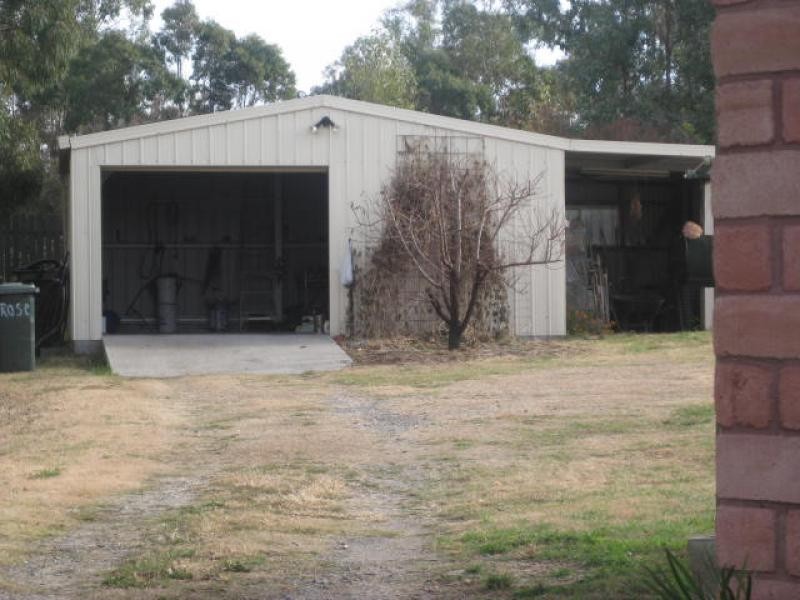 64 John Street, Uralla NSW 2358