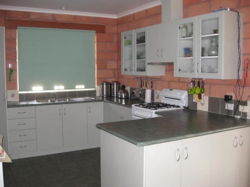 64 John Street, Uralla NSW 2358