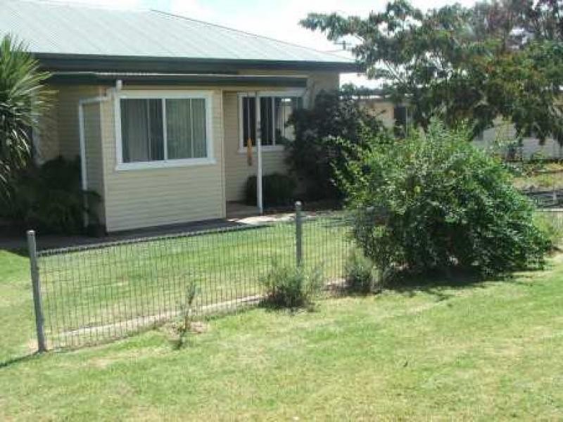 184 Chapel Street, Armidale NSW 2350