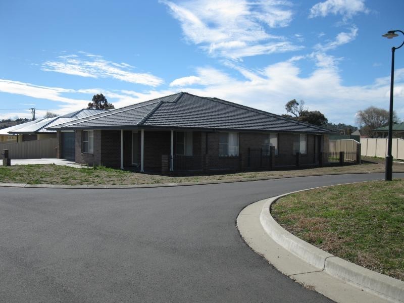 23 Rusden Court, Armidale NSW 2350