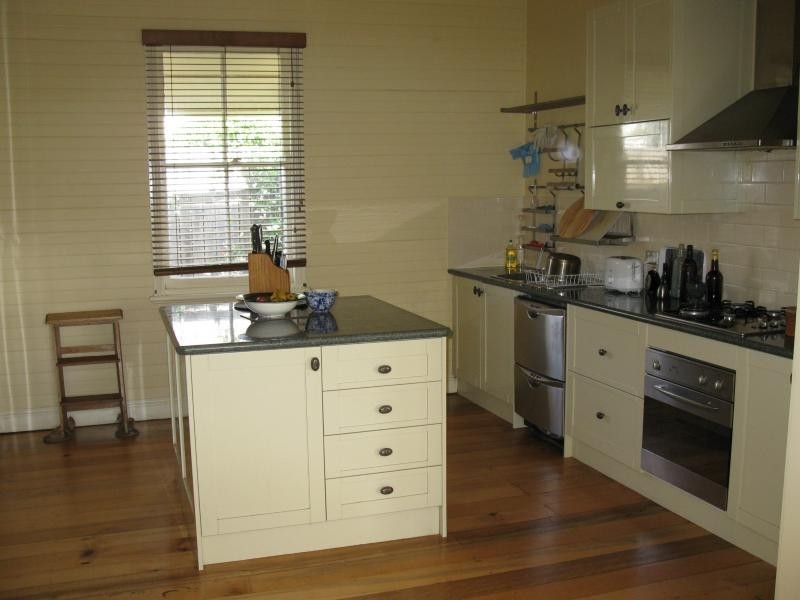 5 Wade Avenue, Armidale NSW 2350