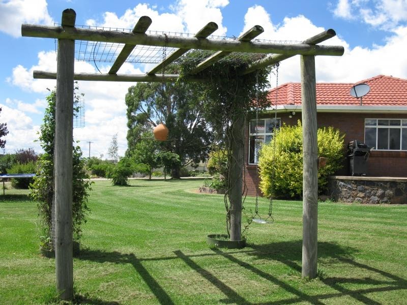 7245 Guyra Road, Guyra NSW 2365