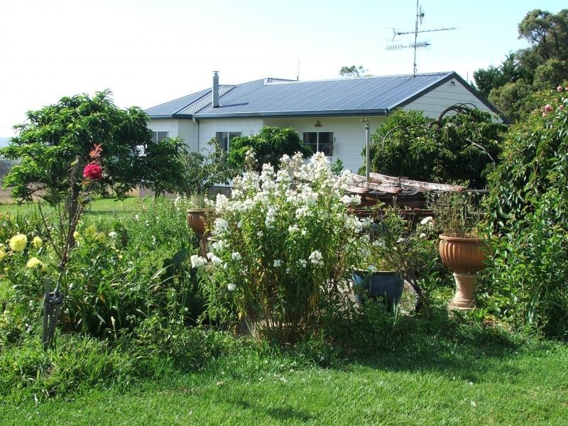 Fishington rd, Armidale NSW 2350