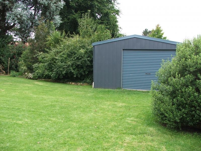 96 Butler Street, Armidale NSW 2350