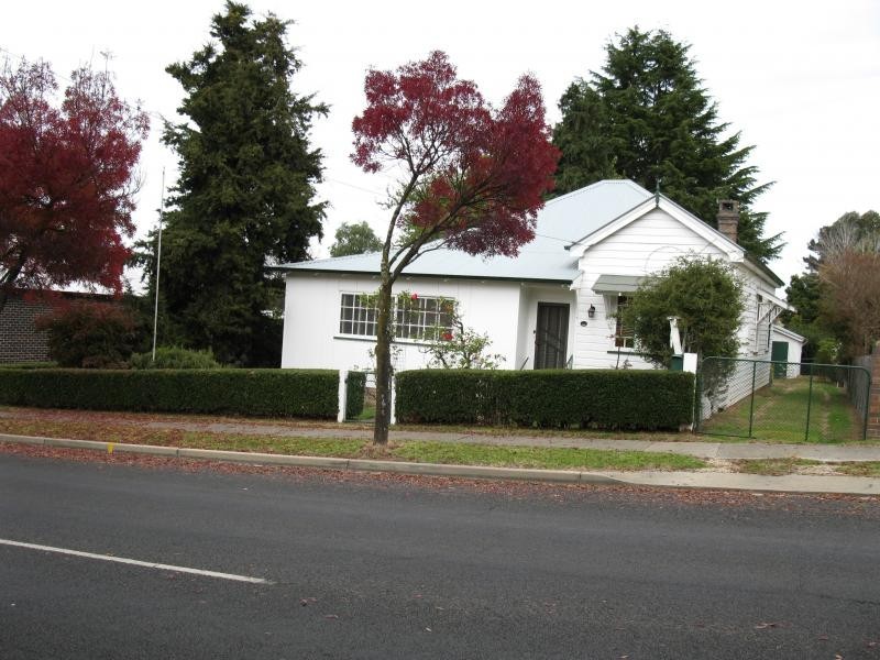 110 Donnelly Street, Armidale NSW 2350