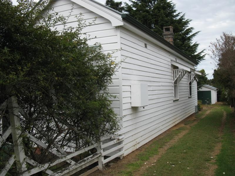 110 Donnelly Street, Armidale NSW 2350