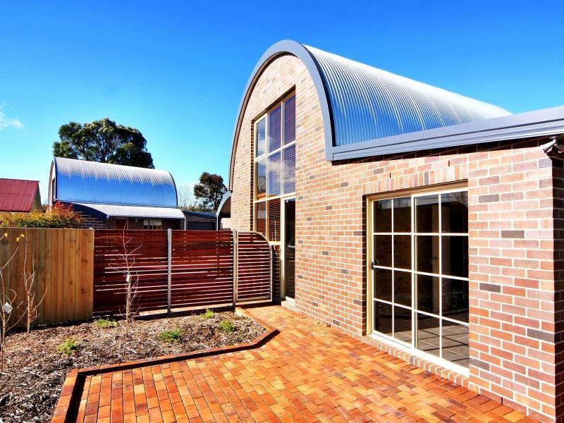 8/6 Eliza lane, Armidale NSW 2350