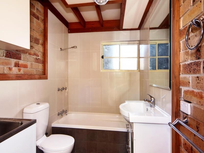 8/6 Eliza lane, Armidale NSW 2350