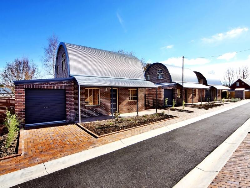 8/6 Eliza lane, Armidale NSW 2350