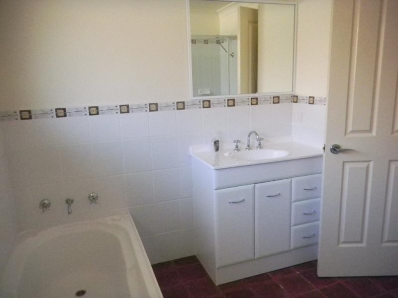 14 Rusden Court, Armidale NSW 2350