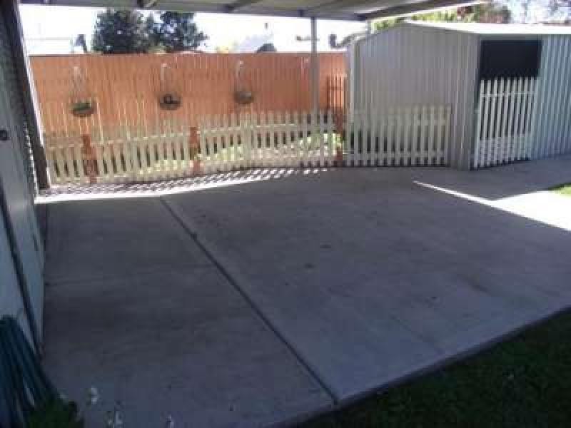 17 Bligh Avenue, Uralla NSW 2358