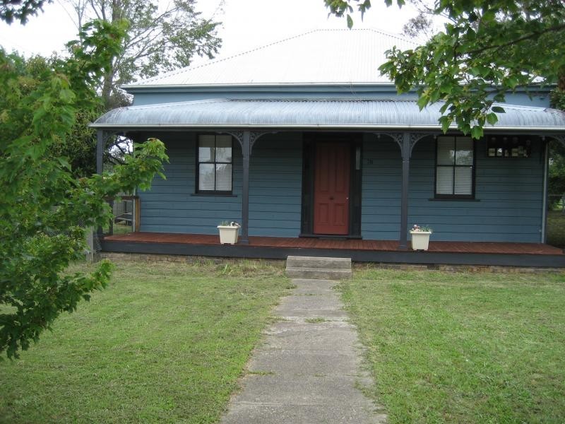 78 Queen Street, Uralla NSW 2358