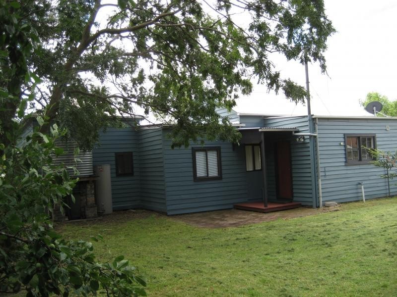 78 Queen Street, Uralla NSW 2358