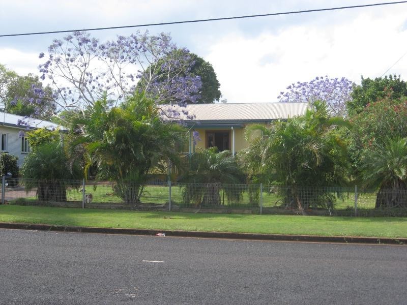 5 Gee Street, Childers QLD 4660