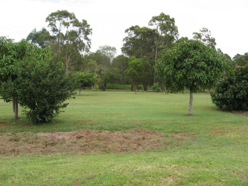 11 Redridge Crescent, Redridge QLD 4660